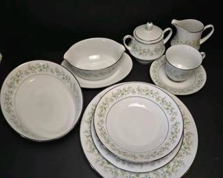 026 noritakesavannahdishset66pieces