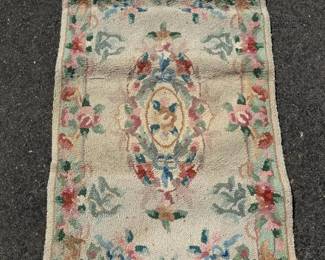 095 25x45floralaccentrug