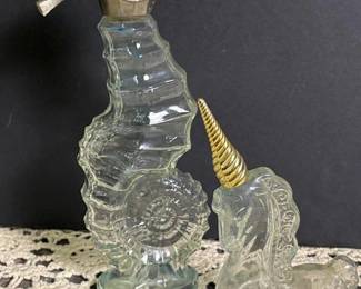 147 vintageavonseahorseandunicornanimal