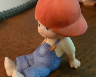 Porcelain figurines