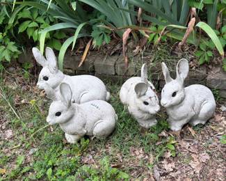 RABBIT YARD DECOR