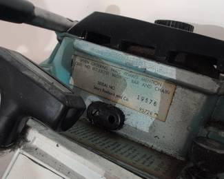 Sears Roebuck  Co. Chainsaw second image