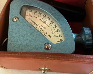 Hardness gauge