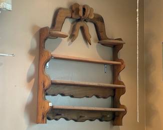 Bow shelf