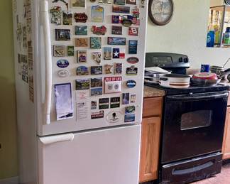 REFRIGERATOR, MAGNETS 