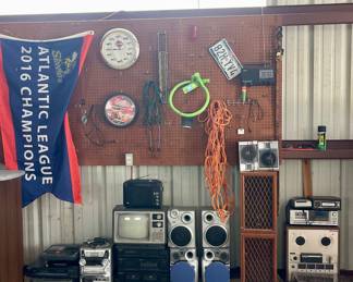 STEREOS AND SPEAKERS, SKEETERS FLAG