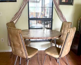 VINTAGE DINING TABLE AND CHAIRS