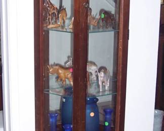 nice curio cabinet, approx. 20" wide $85 obo