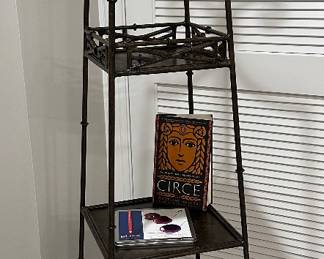 Metal etagere