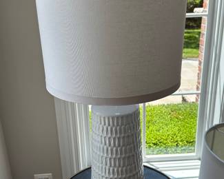 (2) matching table lamps (only one photographed)