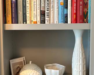 Books and more decor.....