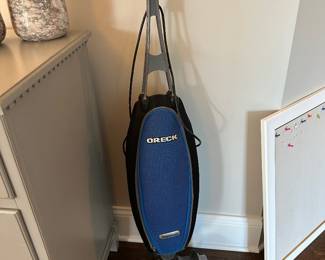 Oreck vaccuum cleaner