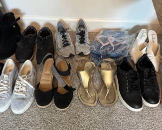 Women's shoes