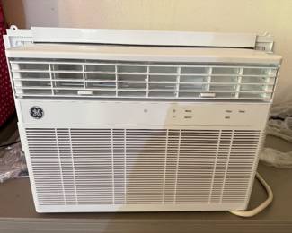 GE 10,000 BTU Air Condtioner - Only used five days.