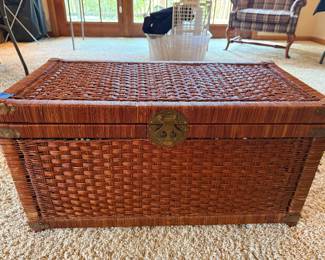 Chest/Coffee Table