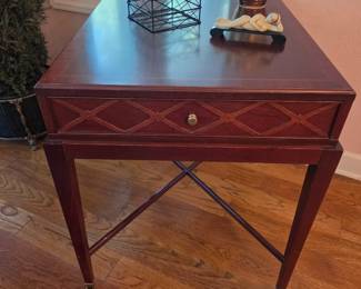 HISTORIC CHARLESTON TABLE