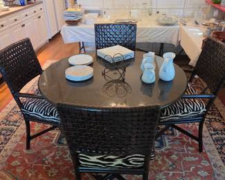 Kitchen Table 4 chairs 