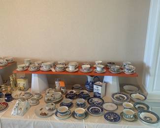 More cup/saucer sets, blue willow pieces plus more…