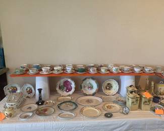 Cup/Saucer sets, decorative vintage dishes