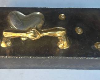 William Iaculla metal box