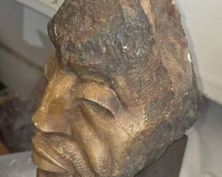 Leon Saulter stone sculpture