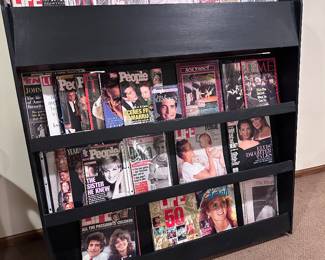 Magazine News Stand Rack