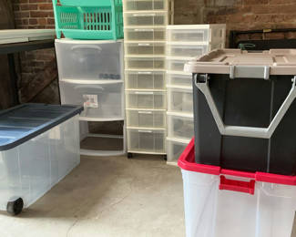 Lot 304: Plastic Storage Containers, Storage Drawers, Rolling Containers