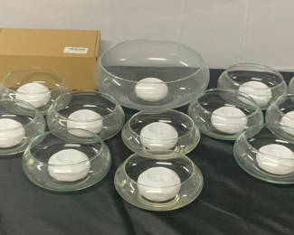 Lot 153: Round Floating Candle Holders And Candles