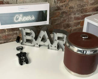 Lot 177: Bar Decor Lot