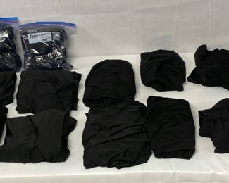 Lot 267: 17 Black Pub table Covers