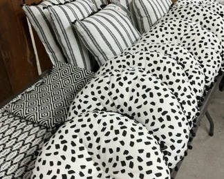 Lot 119: Black And White Throw Pillows And Rugs