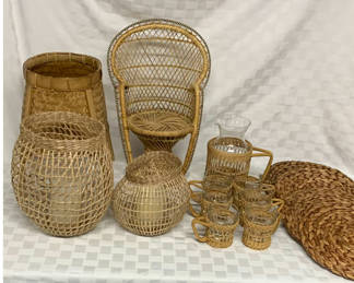 Lot 103: Wicker Decor