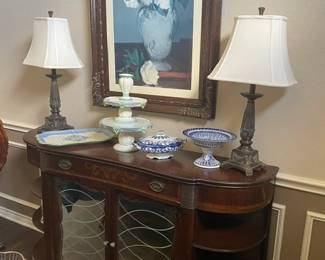 Mirror Front Entry/Buffet table