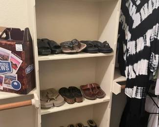 Ladies Shoes & Sandals