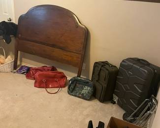 Deco Headboard, Luggage, Picture Frames