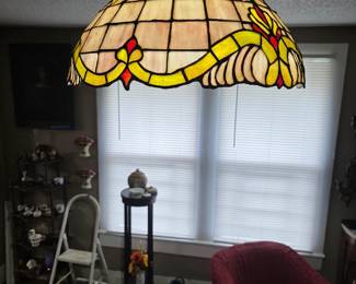 Stained glass fixture