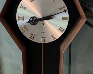 howard miller wall clock