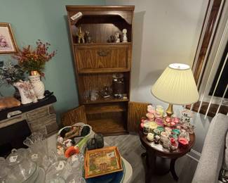 Bar cabinet
