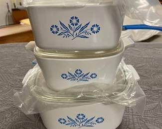 Set of 3 Corningware Baking Dishes w/Lids