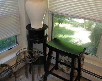 Tao seat, plant stands