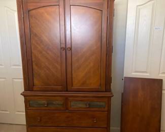 Armoire Cabinet
