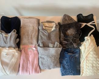 Women's Sweaters M&L