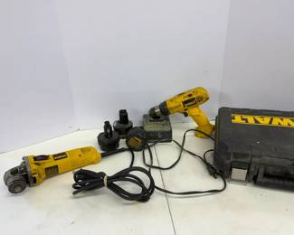 a9.6 V DeWalt Drill More