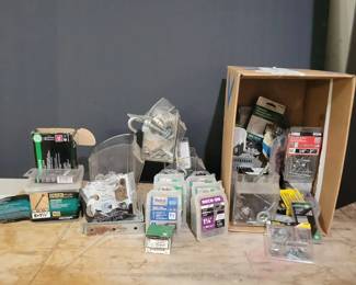 Screws, Staples Hardware