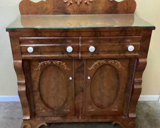 ANTIQUE BIRDS EYE MAPLE VENEER SIDEBOARD, MID 1800s, 2 SERPENTINE SHAPE DRAWER OVER 2 CUPBOARD DOORS WITH GLASS PIECE TOP. IN VERY GOOD CONDITION, WEAR CONSISTENT WITH AGE AND USE NO SHIPPING PICKUP ONLY
