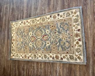 Safavieh 100% wool rug. 