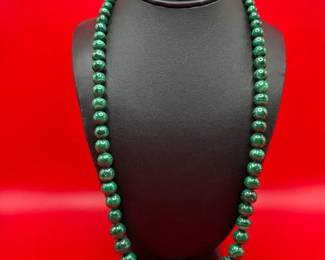 Vintage Marbled Green Stone Beaded Necklace