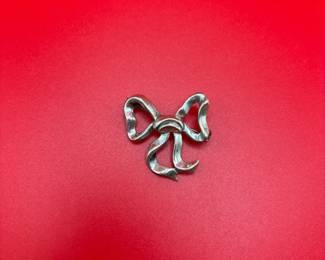 Vintage LANG Sterling Silver Ribbon Pendant