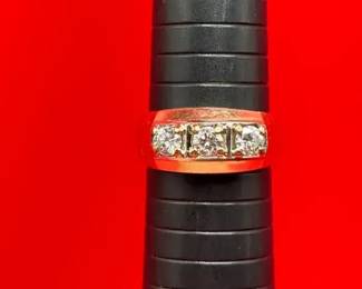Gentlemens 14KT Yellow Gold Diamond Ring