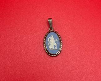 Vintage Sterling Silver Wedgwood Cameo Pendant
